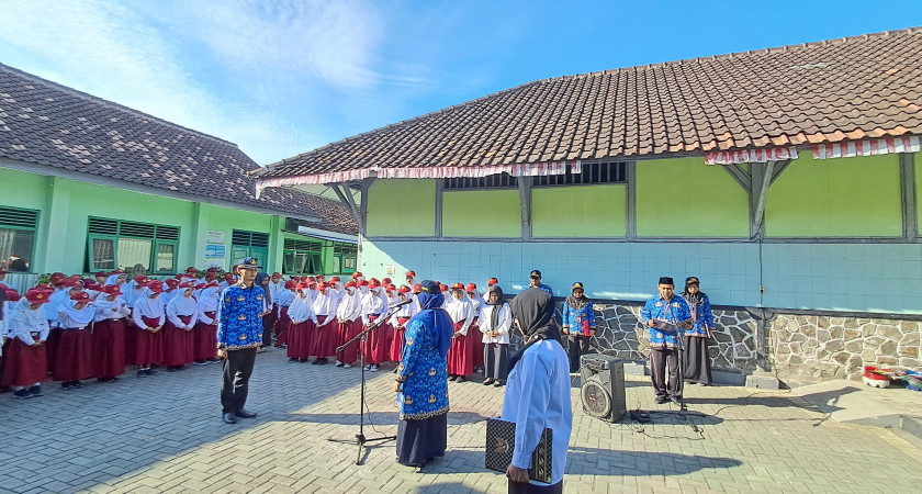 Memperingati 17 Agustus Hari Kemerdekaan Republik Indonesia